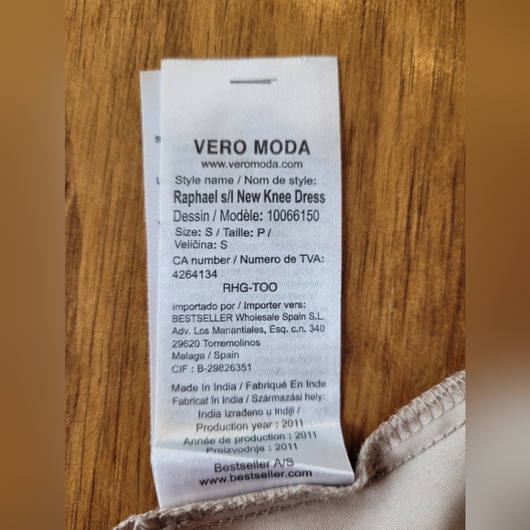 Vero Moda ruffle dress size S - Picture 10 of 10